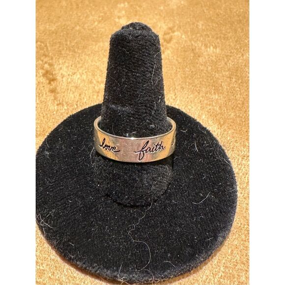 925 Silver Engraved Love and Faith Ring - Picture 1 of 6